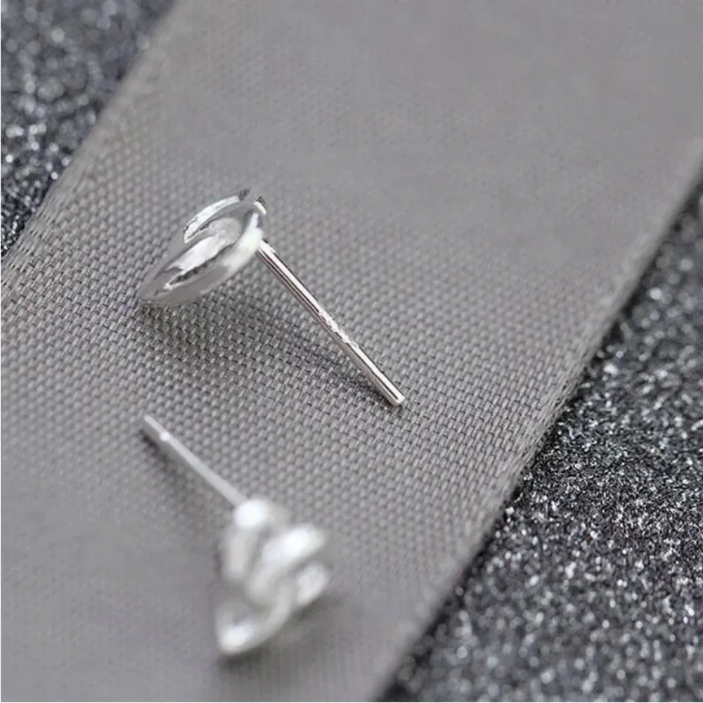 New Sterling Silver Heart Studs